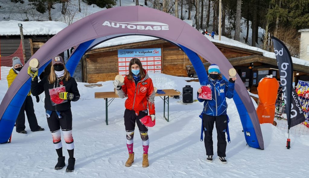 Sci_Club_Lecco_Eleonora_Pizzi_Podio_Slalom (3)