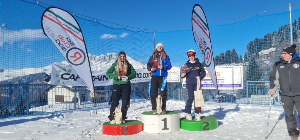 Sofia Parravicini primo posto aspiranti monte pora slalom gigante